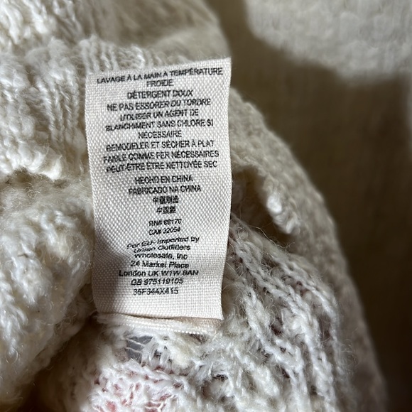 Free People Ivory Bumpy Women’s Sweater Size Large - Picture 8 of 8